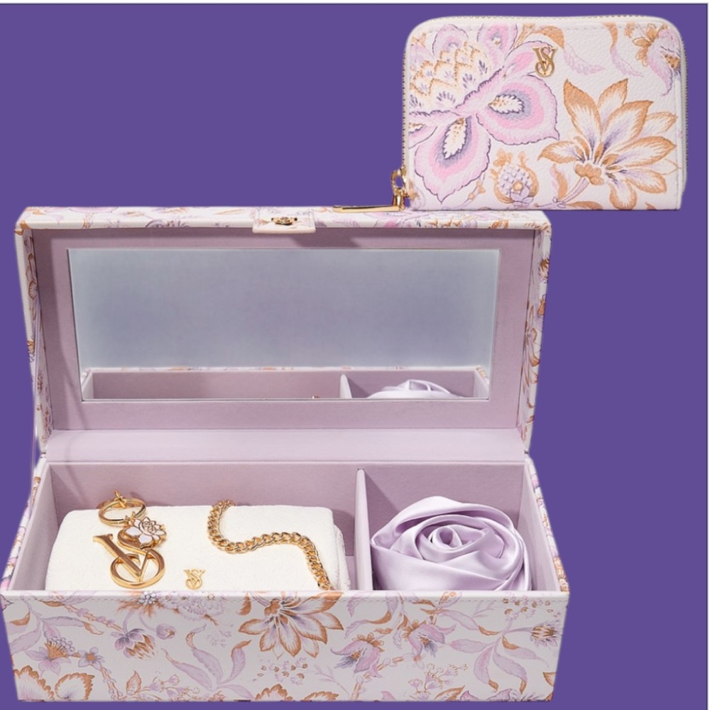 Victoria’s Secret LIMITED EDITION LILAC PAISLEY GIFT BOX & MATCHING ZIP WALLET